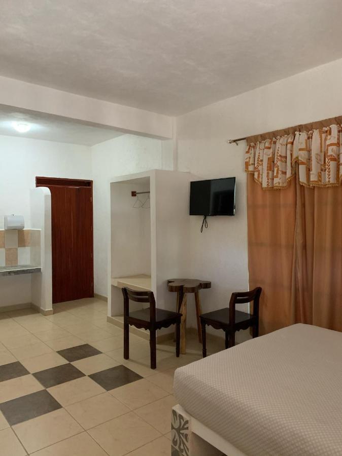 Szapot Hotel Bacalar Kültér fotó